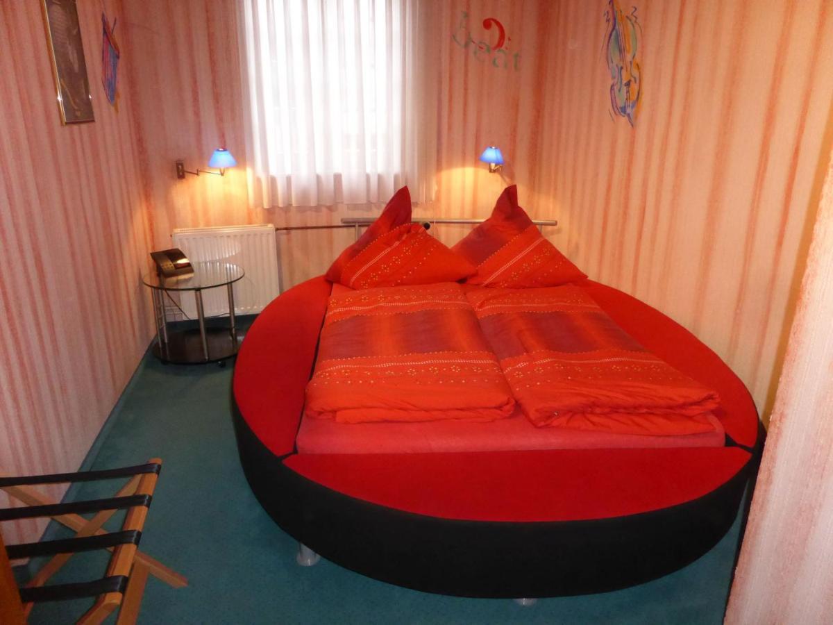 Gasthaus Storchen Hellas Haslach im Kinzigtal Zimmer foto