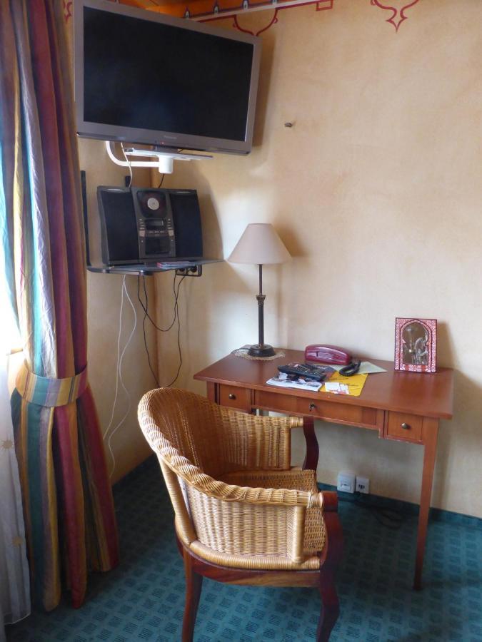 Gasthaus Storchen Hellas Haslach im Kinzigtal Zimmer foto
