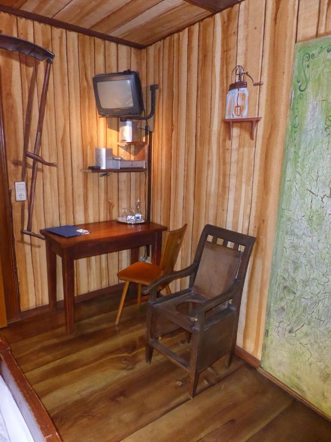 Gasthaus Storchen Hellas Haslach im Kinzigtal Zimmer foto